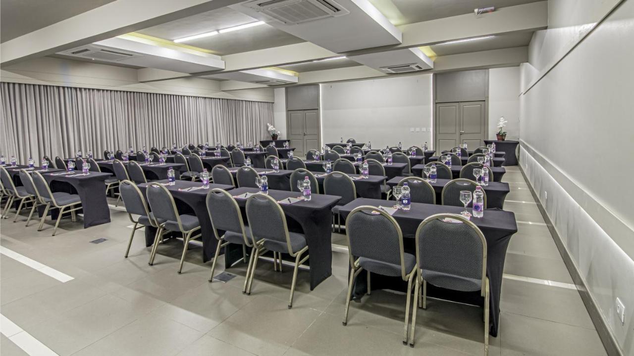 Hotel Deville Express Cascavel Cascavel  Exterior foto