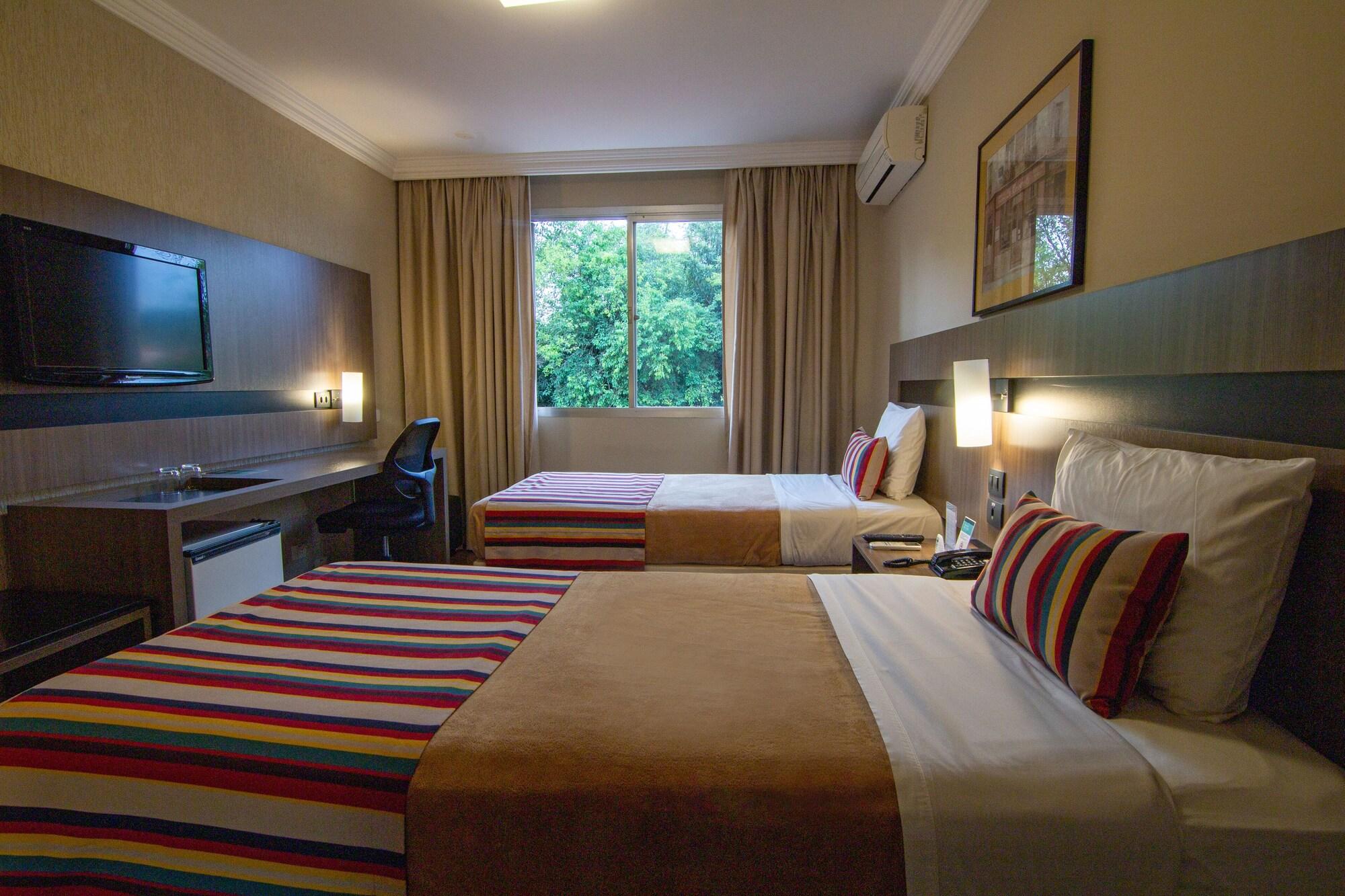 Hotel Deville Express Cascavel Cascavel  Exterior foto