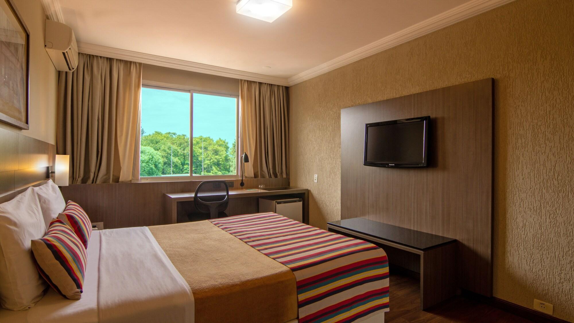 Hotel Deville Express Cascavel Cascavel  Exterior foto